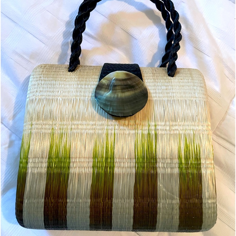 VIZA purse-one of a kind-gorgeous-new w/o tag-summer time-smoke/pet free home